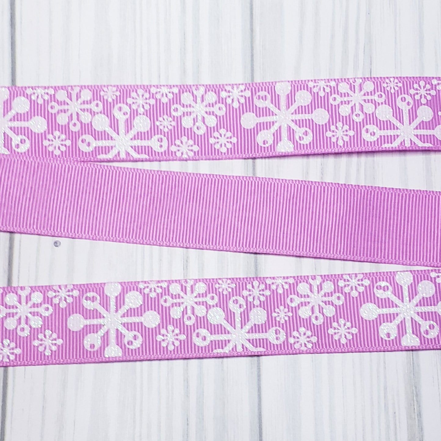 Snowflakes Dancing Ribbon