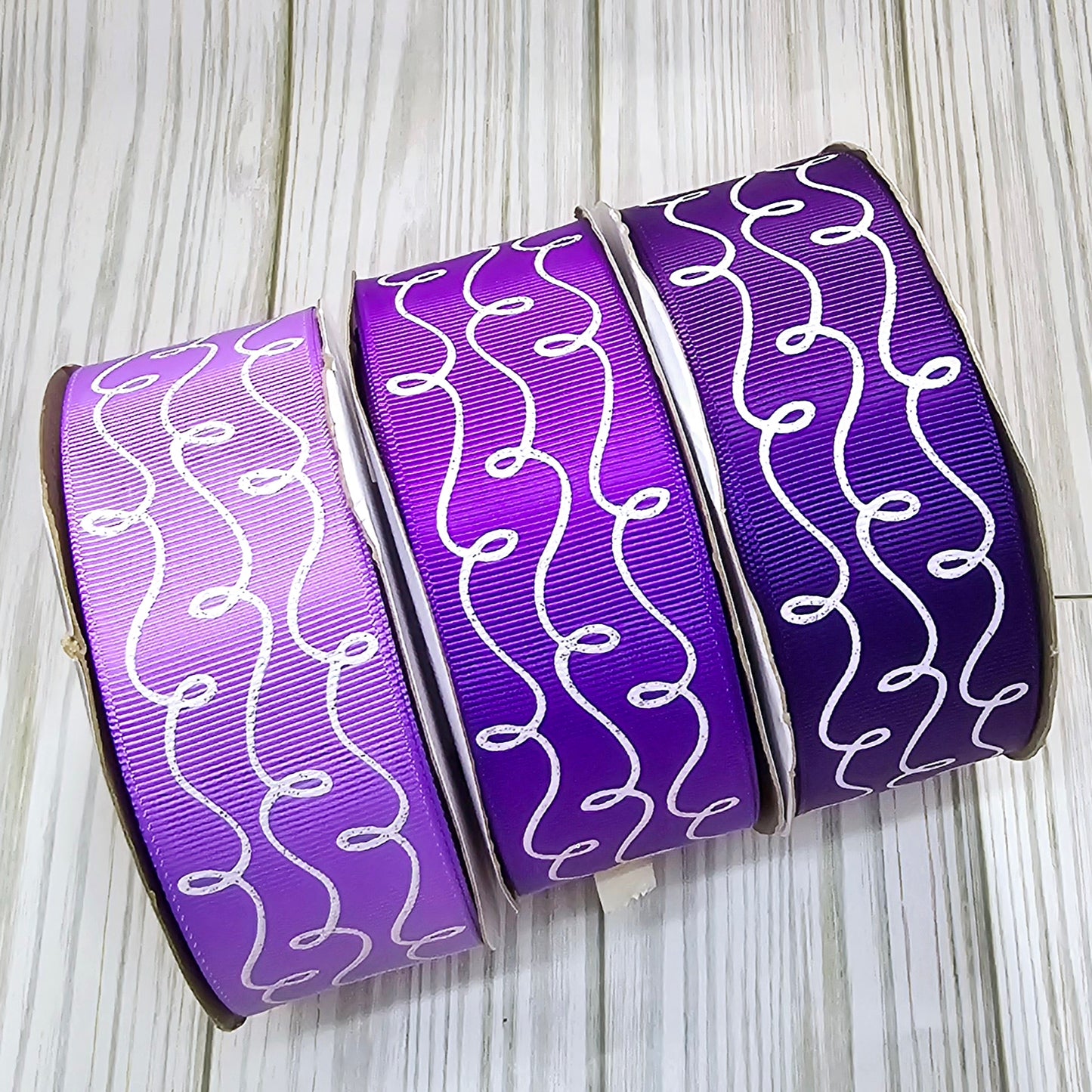 Doodle Swirls (White Glitter) Grosgrain Ribbon, 1.5"