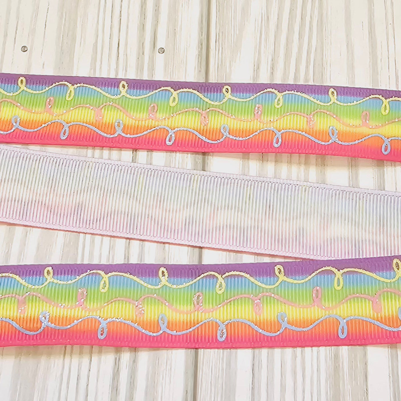 Doodle Swrils Rainbow Ribbon