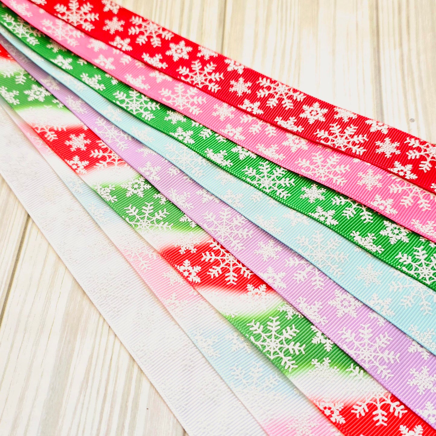 Snowflake Scatter Ribbon